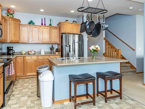 5th image of 4753 Okanogan Dr SE
