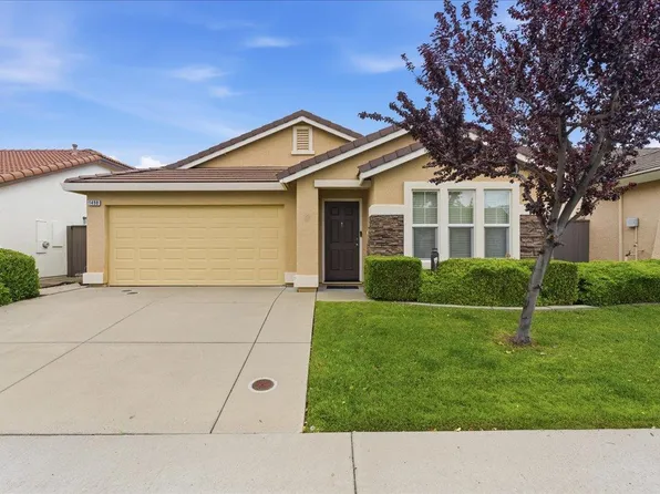 1498 Bushy Tail St, Roseville, CA 95747