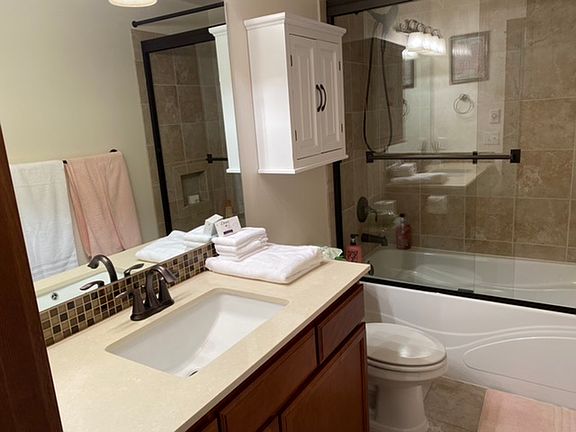 4th image of 339 NE 180th St