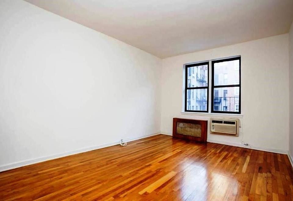 2nd image of 405 E 82nd St APT 4H