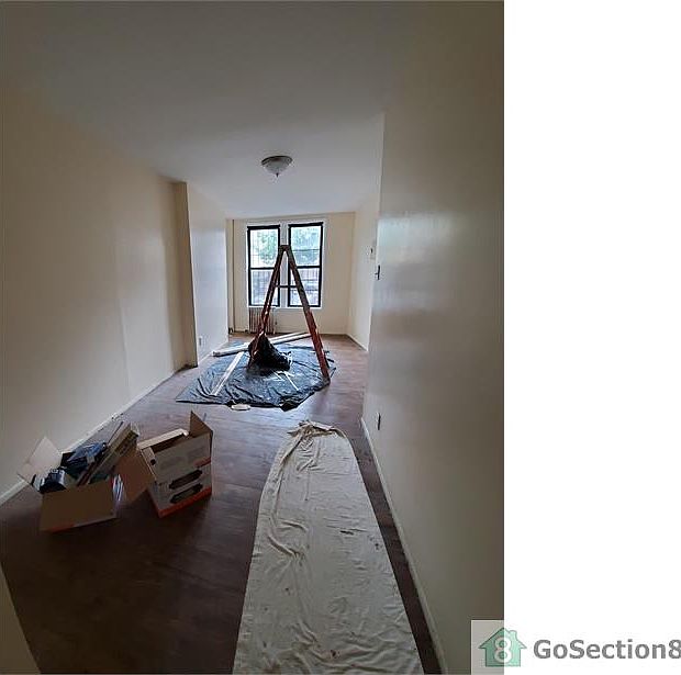 2nd image of 237 Cleveland St #1F
