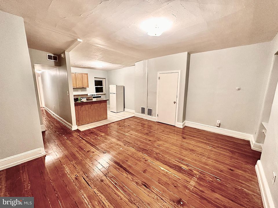 1st image of 747 S 22nd St Unit 3