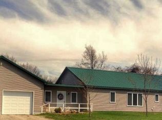 672 E Running Buck Rd, Scottville, MI 49454