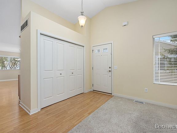 3rd image of 2946 Edgestone Dr