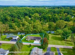 6100 Linden Rd, Fenton, MI 48430