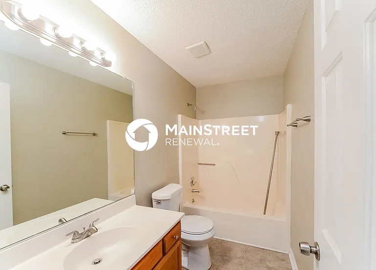 3591 Robinwest Dr — Photo 12
