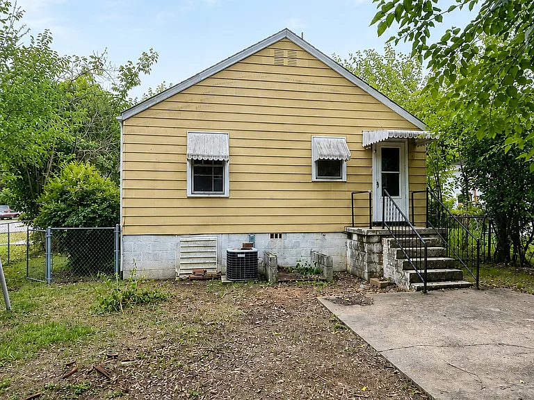 714 W Terrell St — Photo 21
