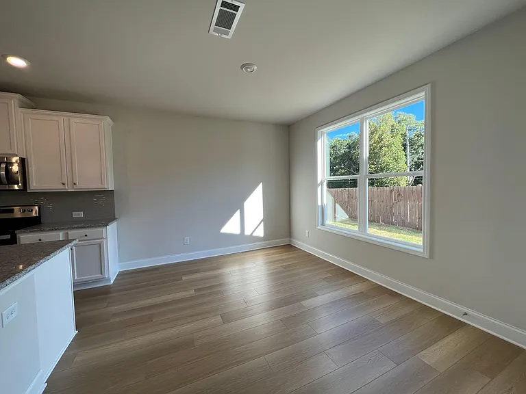 5224 Fox Den Rd — Photo 10