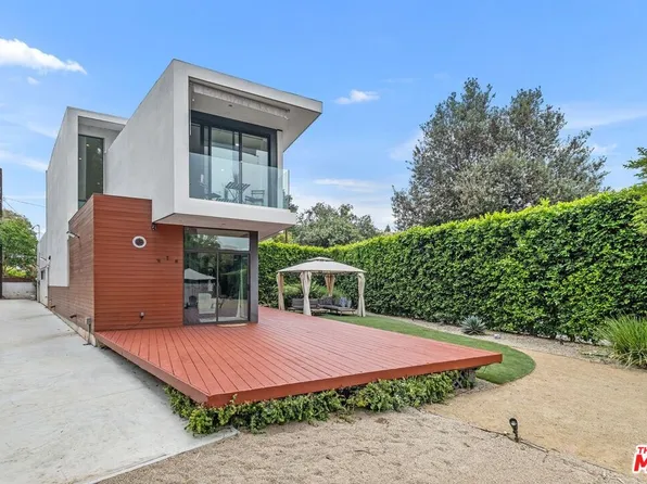 645 Pioneer Dr, Glendale, CA 91203