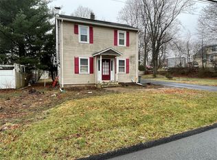 12 Utopian Pl, Airmont, NY 10901