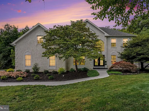 80 Delancy Ct, Phoenixville, PA 19460