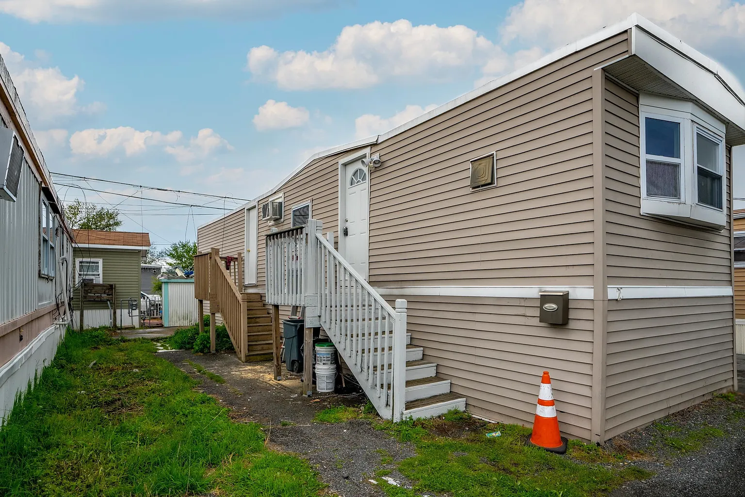 25 Helen Dr photo 1