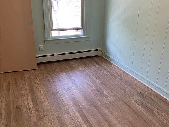 4th image of 18-15 126th St #2