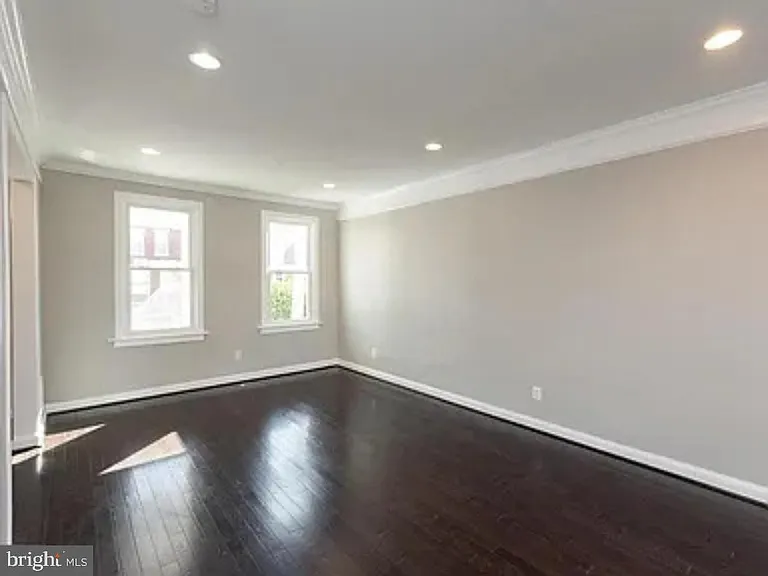 465 Luray Pl NW — Photo 14
