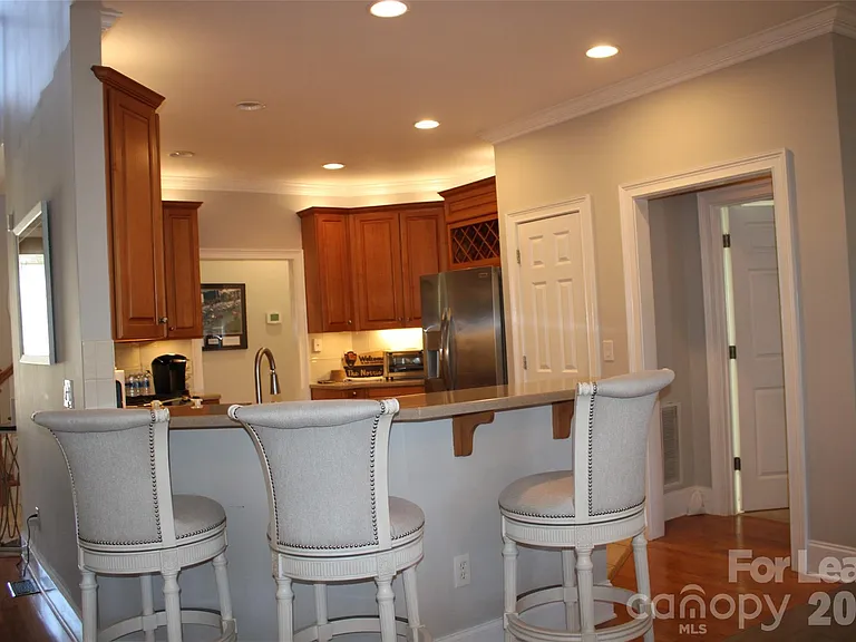 17404 Summer Place Dr — Photo 4