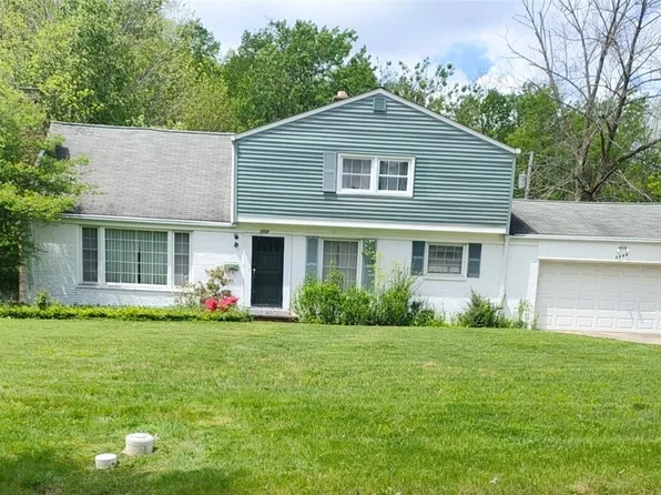 3742 Concord Dr, Beachwood, OH 44122