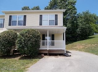 1420 Rigby St NE, Christiansburg, VA 24073