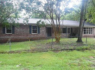 13 Raritan Rd, Goose Creek, SC 29445