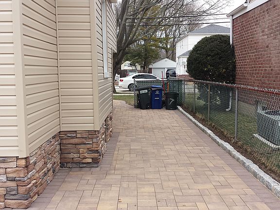 5th image of 38 Jefferson Ave