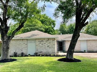 10310 Oak Acres Dr, Houston, TX 77065