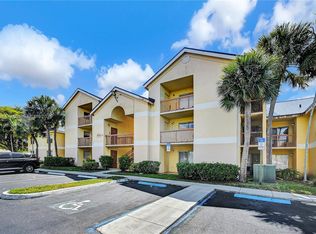 South Palm Place, Tamarac, FL 33321