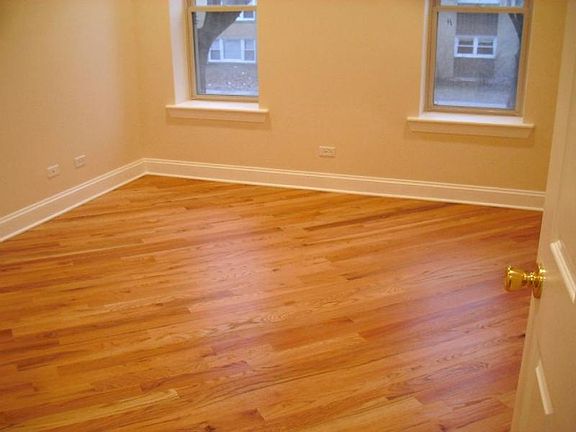 2nd image of 1262 W Leland Ave #2