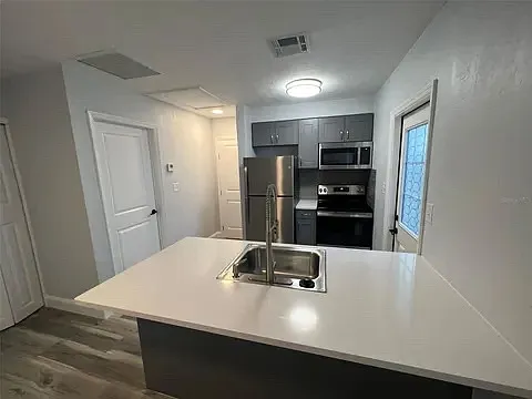 3117 Huron Ave #B — Photo 5