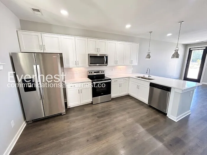 613 Mason Ward Pl — Photo 7