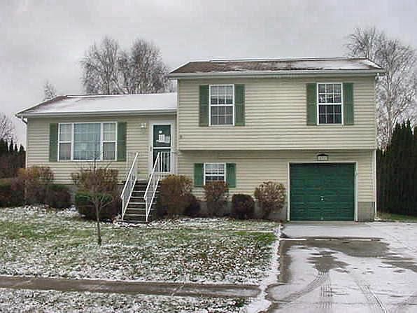 1st image of 10319 N Park Dr