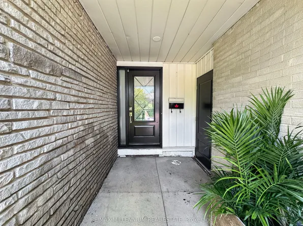 19 Cardwell St, Orangeville, ON L9W 2V7
