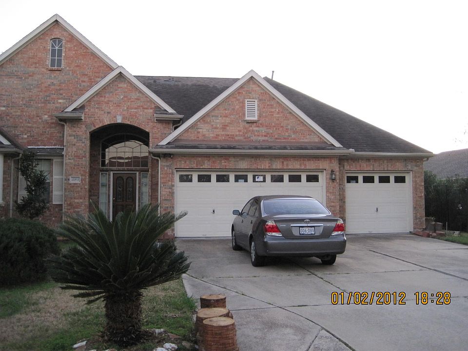 1st image of 3302 E Cedar Hollow Dr
