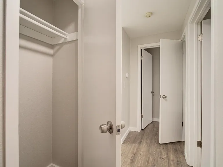 715 N 85th St #1 — Photo 13