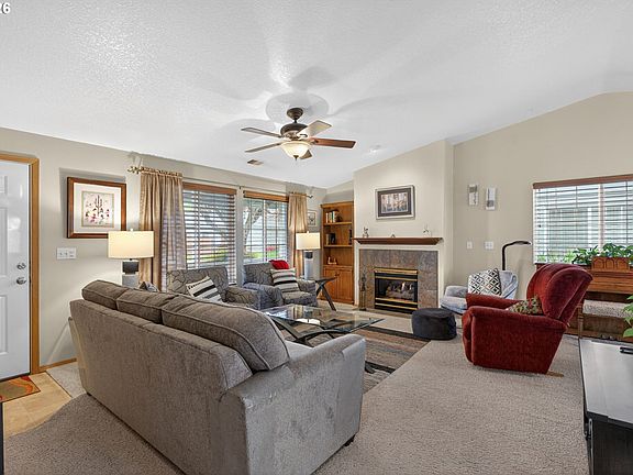 4th image of 2431 SE 62nd Ln