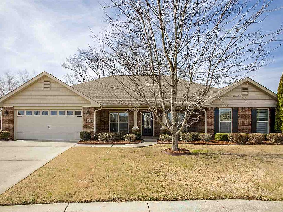 1st image of 612 Summer Cove Cir NW