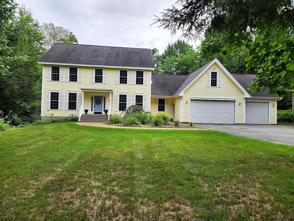 1st image of 24 Surrey Ln