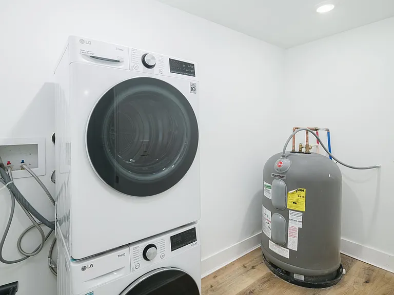 2602 W Oxford St #1 — Photo 18