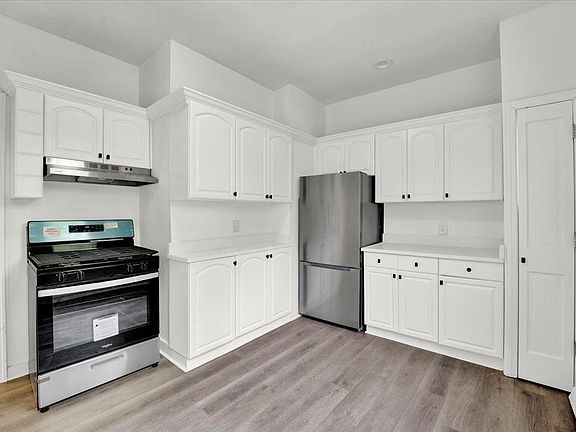 4th image of 642 W Side Ave Floor 2