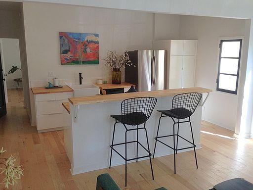 1st image of 414 N Curson Ave APT 212