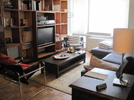 Rented by Pink Stone Realty LLC | media 2