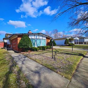 525 N Park Dr, Glenwood, IL, 60425