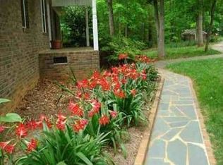 123 Owens Dr, Inman, SC 29349