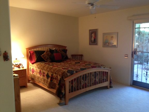 Masterbed w/Sliding Door