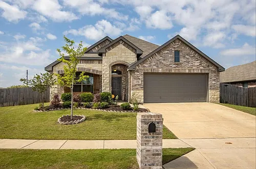 1712 Chivalry Ln Photo 1