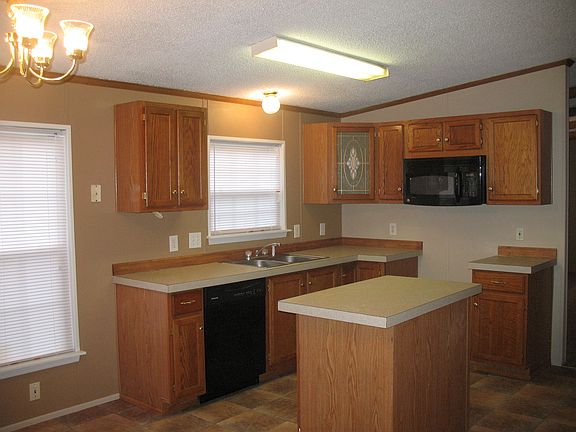 3rd image of 1711 Trexlar Ave