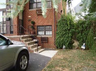 12016 Cove Ct, College Point, NY 11356