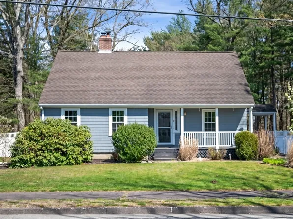18 Cedarcrest Rd, Wilmington, MA 01887