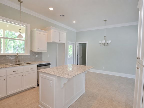 2nd image of 1036 Timber Trails Rd