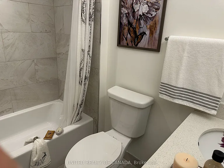 102 Baywood Ct — Photo 28