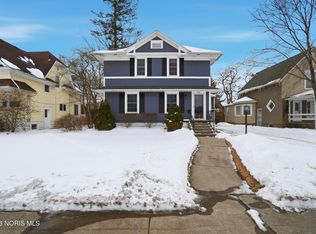 233 N Main St, Swanton, OH 43558