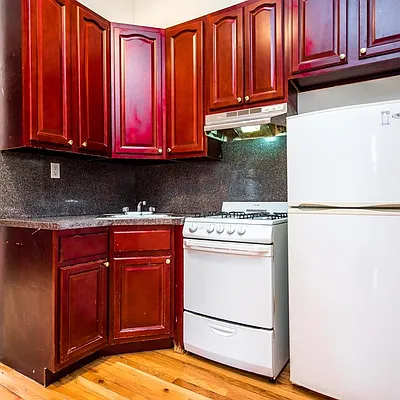 Rented by Nooklyn NYC LLC | media 22